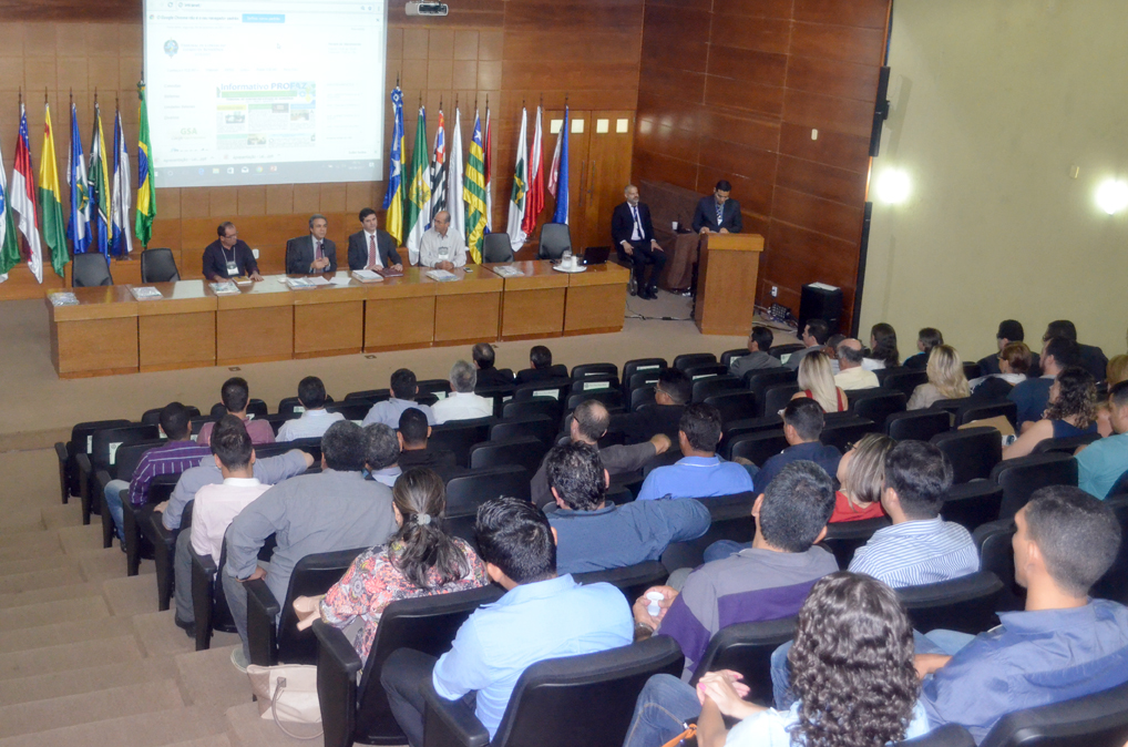 Palestras e distribuição de publicações marcam evento no TCE-RO sobre  Administração Pública Concretizadora – TCE-RO