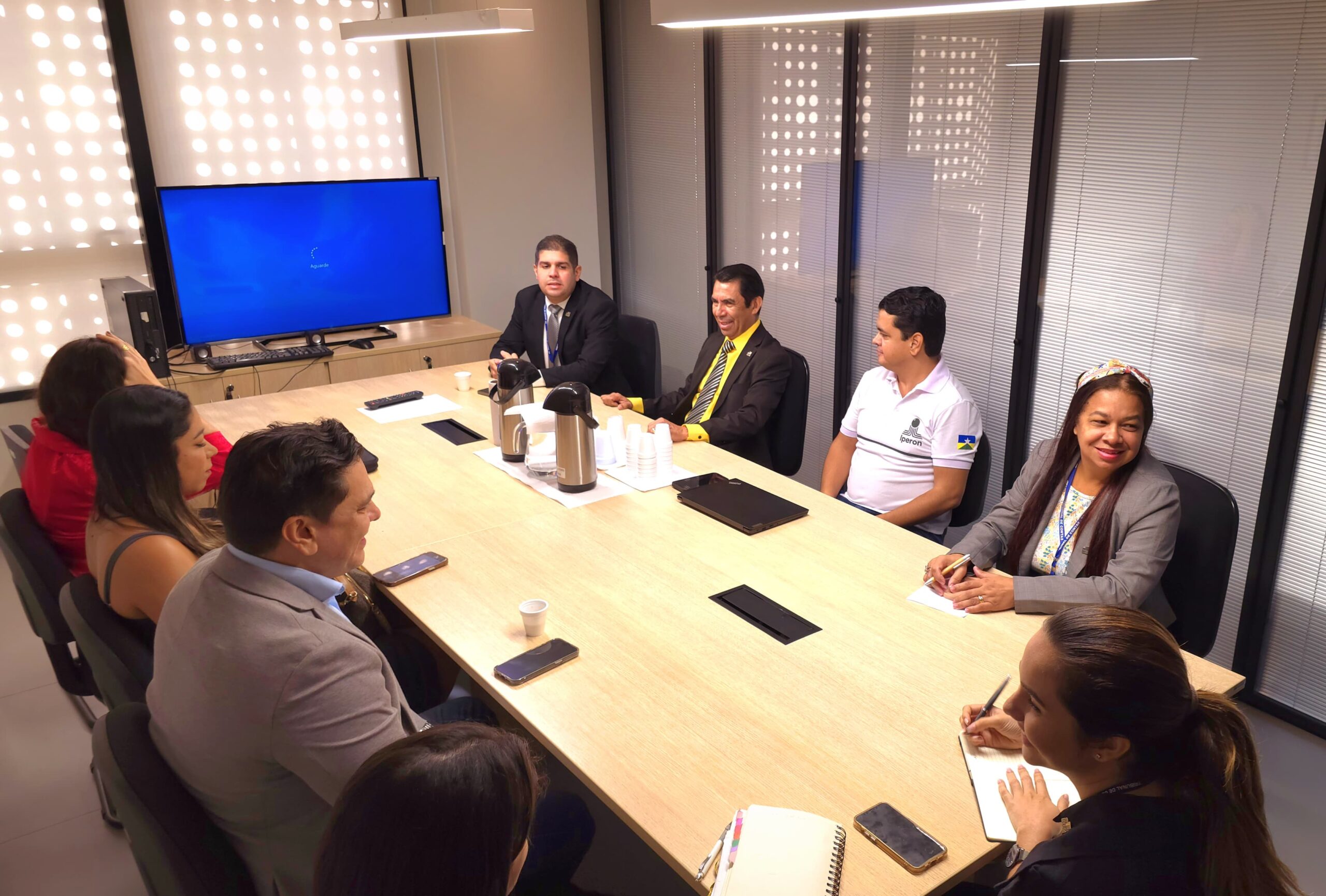 Aposentadoria de servidores públicos é tema de reunião no TCE-RO